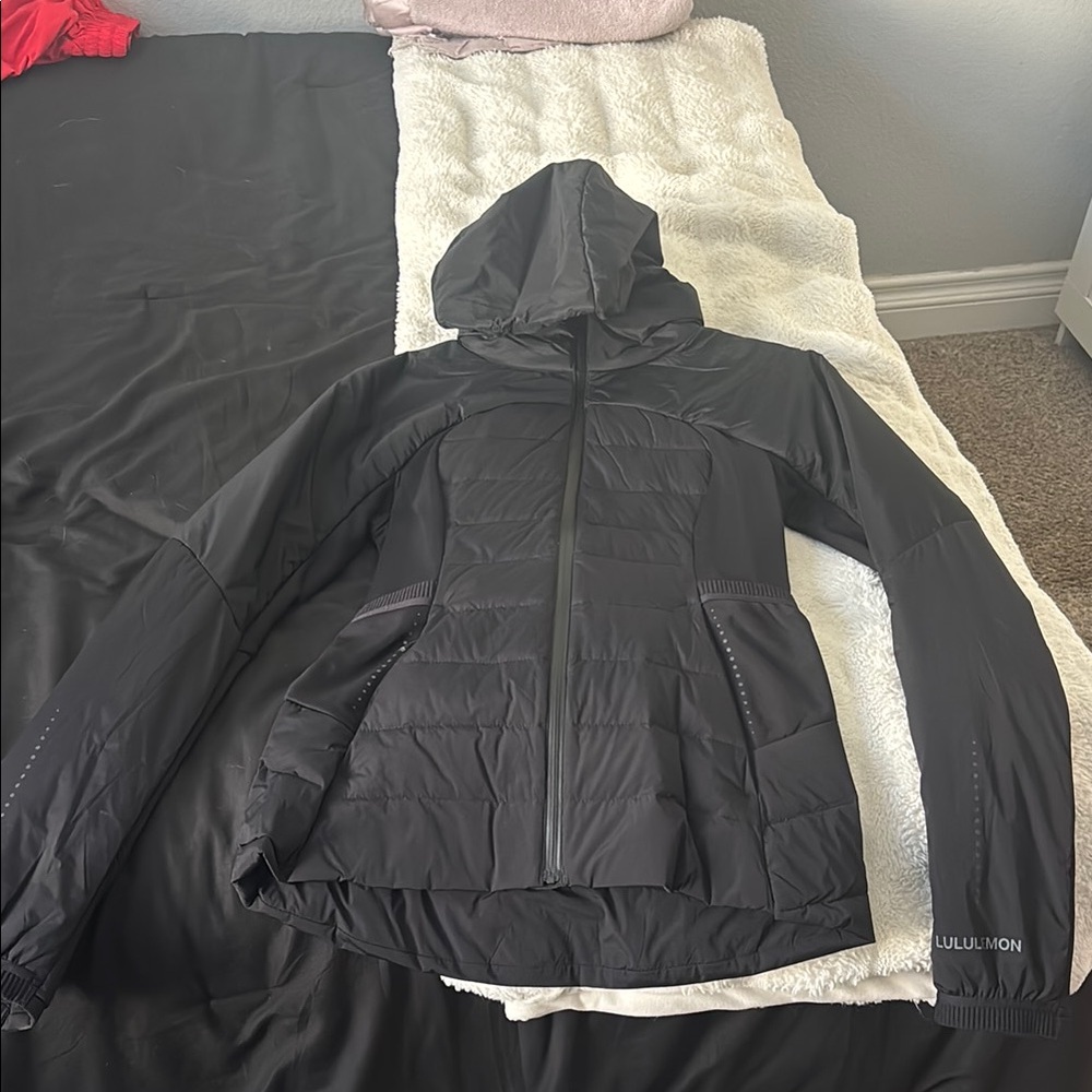Lululemon puffer jacket